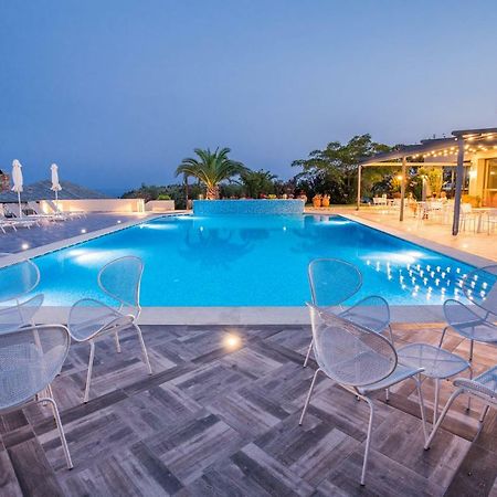 Aeria Hotel Astris Extérieur photo